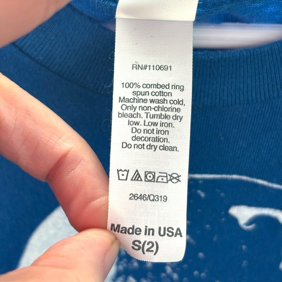 Royalapparel Royal Blue 2T SS with Cape Cod graphic. Made in USA. Exclnt cndtn. - Picture 4 of 6